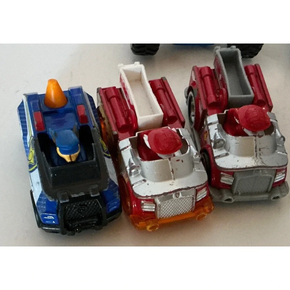 Hot Wheels Monster Jam Truck Lot Spider-Man Grave Digger Small Scale Toy Truck